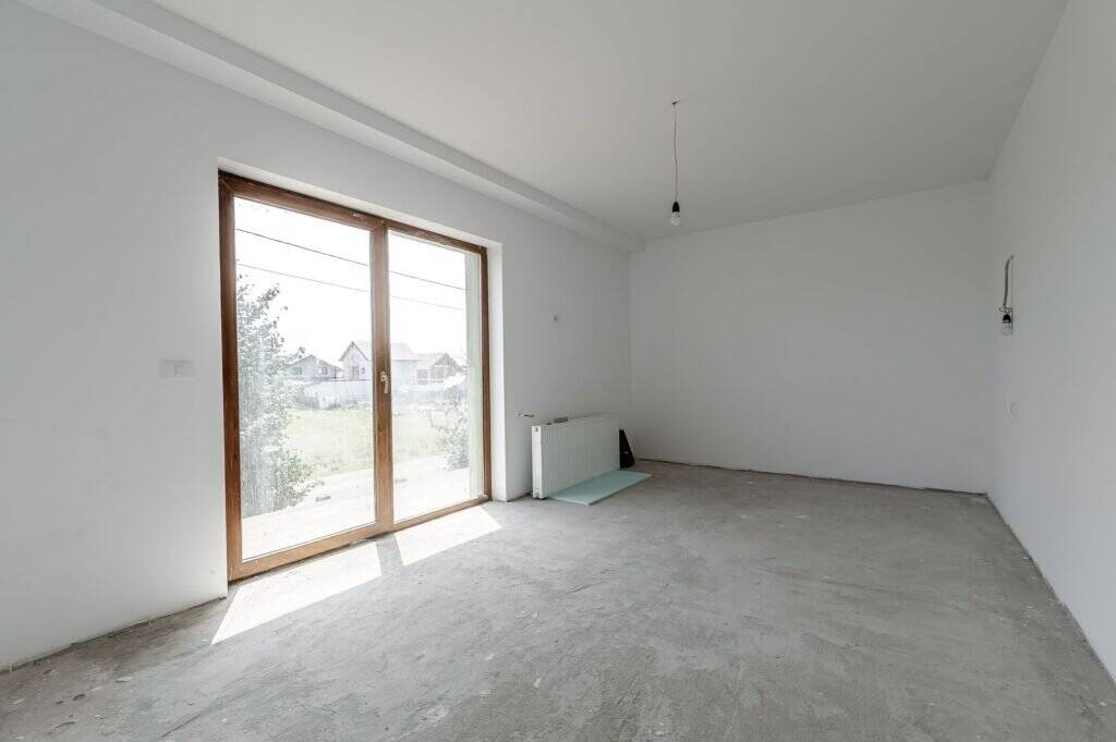 De vânzare Casă nouă, spațioasă, în cartierul rezidențial din Curtici în zona Central 6 camere 4 dormitoare Arad 6