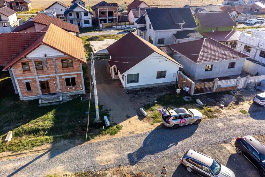 De vânzare Casă nouă de vânzare în cartierul nou din Zimand, Comision 0 în zona Arad 4 camere 3 dormitoare Arad 8