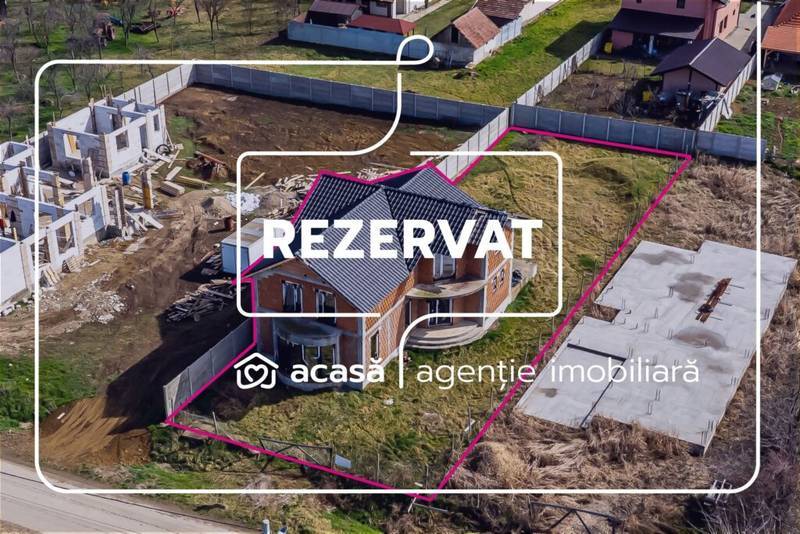 REZERVAT! Casă la roșu cu teren de 752 mp, Mandruloc. Arad De vânzare REZERVAT! Casă la roșu cu teren de 752 mp, Mandruloc. Arad în zona Arad 5 camere 3 dormitoare Arad 1
