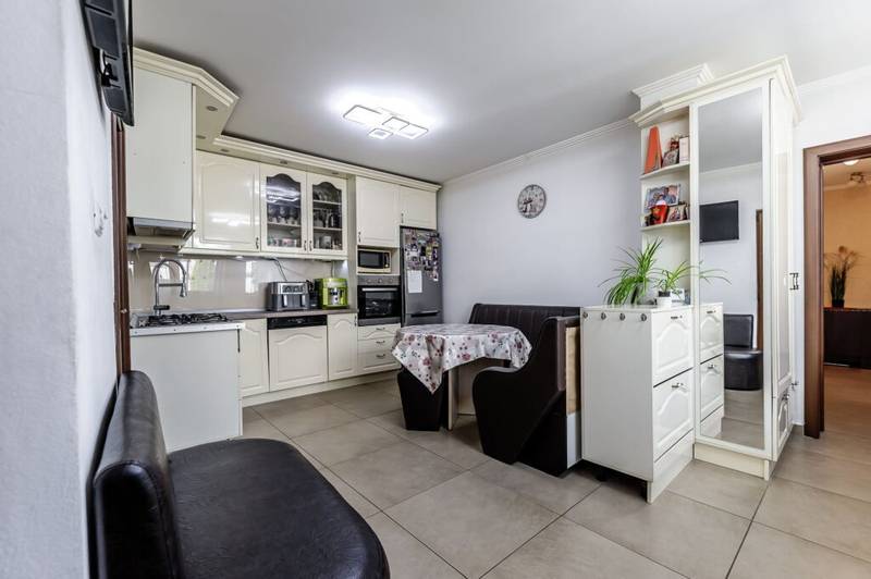 Casă 5 camere – teren 1214 mp – la cheie – Aradul Nou – COMISION 0% De vânzare Casă 5 camere – teren 1214 mp – la cheie – Aradul Nou – COMISION 0% în zona Aradul Nou 5 camere Arad 4