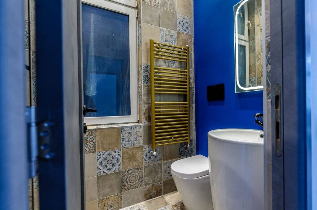 De vânzare Vandut Parter, 3 camere, 103 mp – renovat recent, ultracentral în zona Central 3 camere 2 dormitoare Arad 5