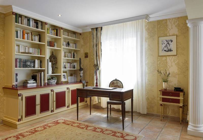 De vânzare Vila fermecătoare la 10 minute de Cannes în zona Arad 7 camere 5 dormitoare Arad 11