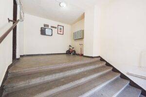 Apartament, 3 camere și 2 băi, Etajul 2 în Micalaca, Zona Orizont. De vânzare Apartament, 3 camere și 2 băi, Etajul 2 în Micalaca, Zona Orizont. în zona Micalaca 3 camere 2 dormitoare Arad 10