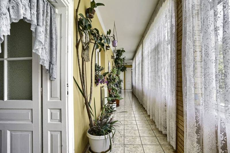 Casa din caramida 7 camere – Aradul Nou – COMISION 0% De vânzare Casa din caramida 7 camere – Aradul Nou – COMISION 0% în zona Aradul Nou 7 camere 5 dormitoare Arad 7