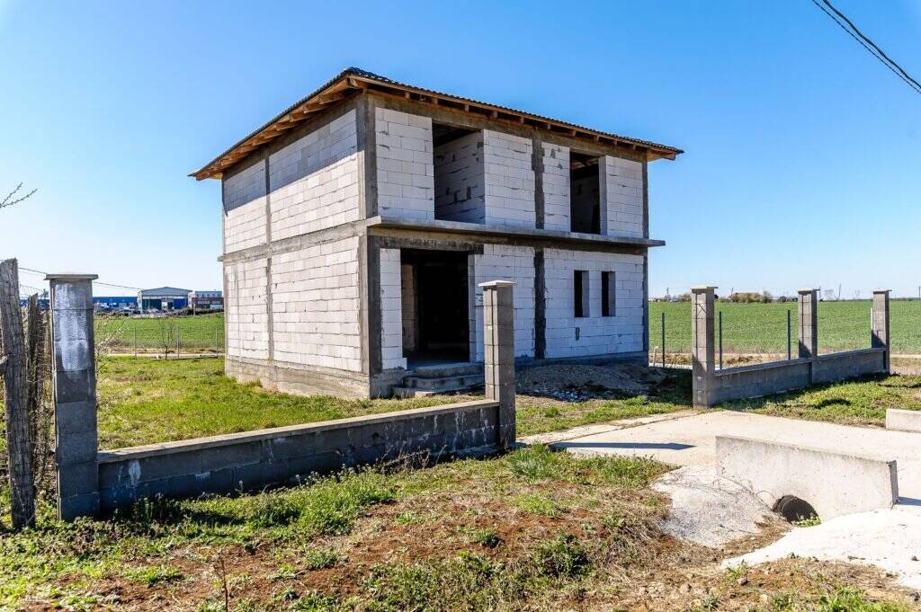 Casa Ta  – Într-un cartier nou, lângă natură în Frumușeni, Arad De vânzare Casa Ta  – Într-un cartier nou, lângă natură în Frumușeni, Arad în zona Arad 5 camere Arad 1