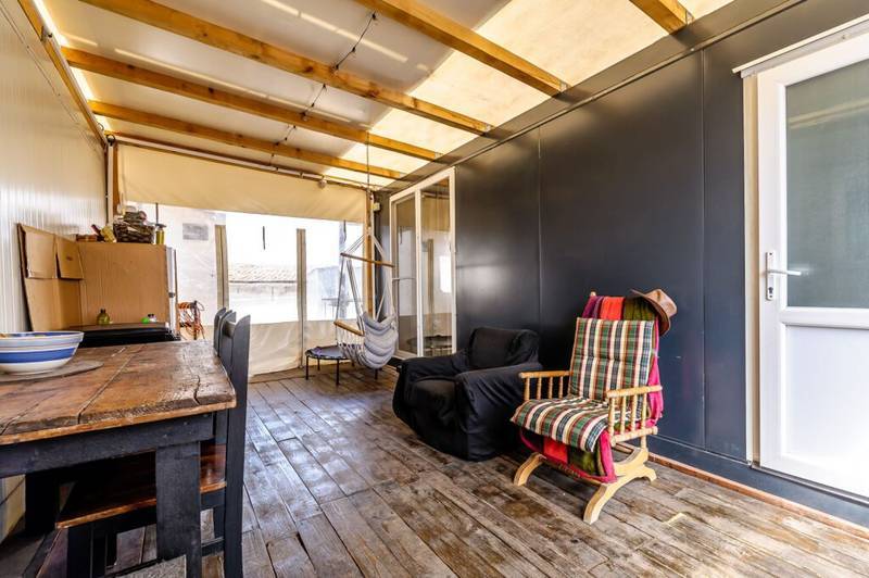 Casa – tip container – Teren 1987 mp – Turnu, Arad – COMISION 0% De vânzare Casa – tip container – Teren 1987 mp – Turnu, Arad – COMISION 0% în zona Arad 3 camere Arad 3