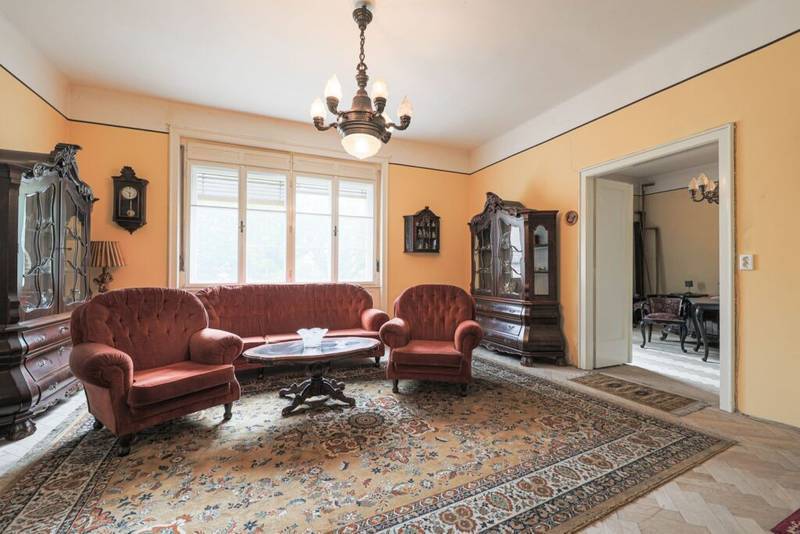 De vânzare Rezervat! apartament 4 camere,  Bulevardul General Dragalina în zona Ultracentral 4 camere 2 dormitoare Arad 2
