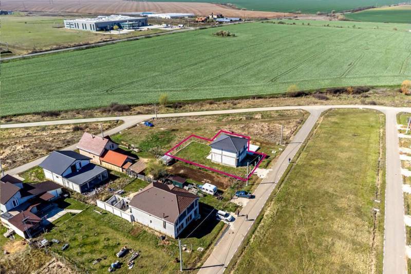 Casa Ta  – Într-un cartier nou, lângă natură în Frumușeni, Arad De vânzare Casa Ta  – Într-un cartier nou, lângă natură în Frumușeni, Arad în zona Arad 5 camere Arad 2