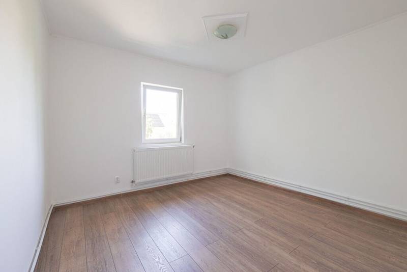 De vânzare Apartament cu 1 camera – complet renovat – Parneava, Arad – COMISION 0 în zona Parneava 1 camera Arad 1