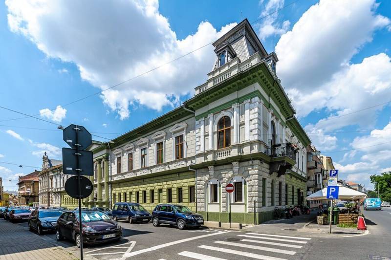 De închiriat Oportunitate ultracentrala pentru functiuni diverse Comision 0 în zona Ultracentral Arad 8