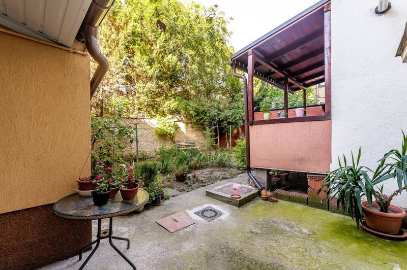 De vânzare Apartament spațios, 2 camere decomandat, zonă premium Podgoria Arad în zona Ultracentral 2 camere 1 dormitor Arad 8