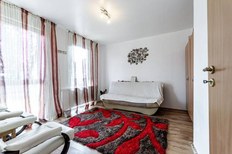 De vânzare Casă 2008 – 6 camere – teren 1440 mp – Zadareni, Arad – COMISION 0% în zona Arad 6 camere 4 dormitoare Arad 4