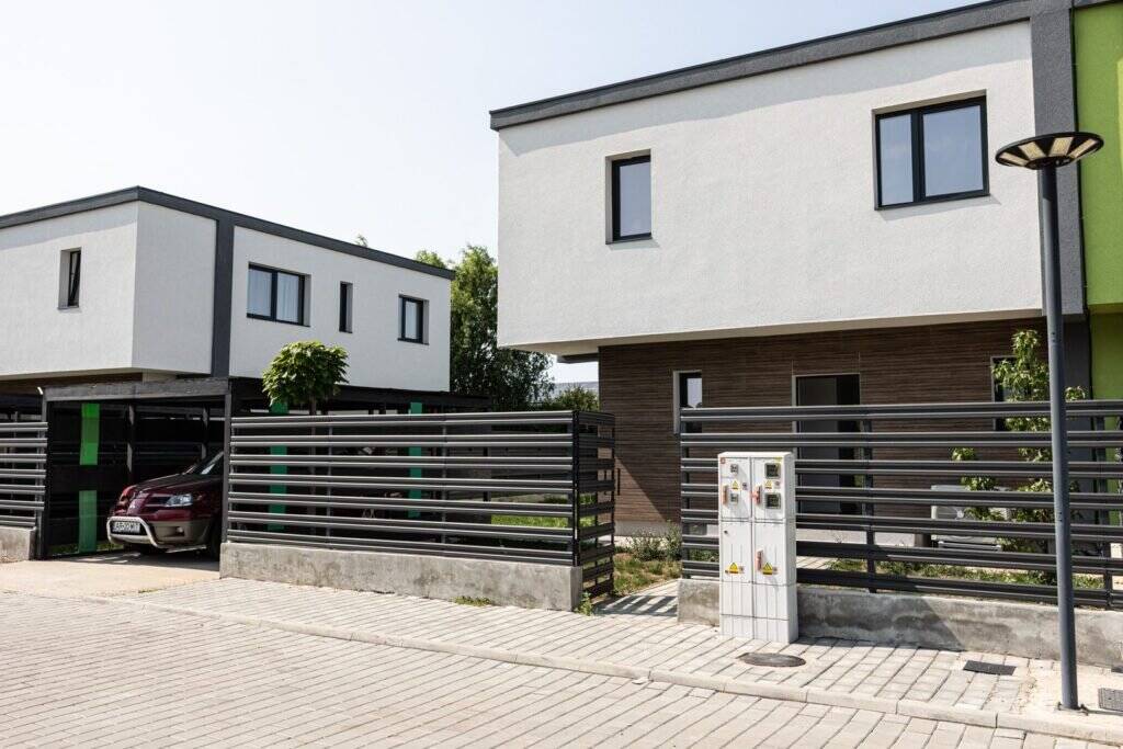 De vânzare Casă NOUĂ 4 camere, smart & eco – zona Gai – COMISION 0% în zona Gai 4 camere 3 dormitoare Arad 1