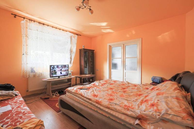 De vânzare Casă cu 3 camere în cel mai căutat cartier din Arad, Gradiste în zona Gradiste 3 camere 2 dormitoare Arad 4