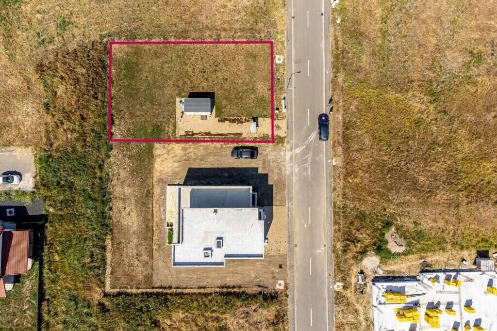 Teren 500 mp în Via Carmina – Front Stradal 18 m – comision 0% De vânzare Teren 500 mp în Via Carmina – Front Stradal 18 m – comision 0% în zona Arad Arad 1