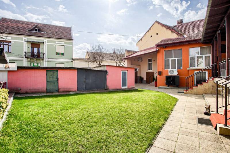 De vânzare Pret redus Apartament cu 3 camere pe strada Episcopiei în zona Ultracentral 3 camere 2 dormitoare Arad 7