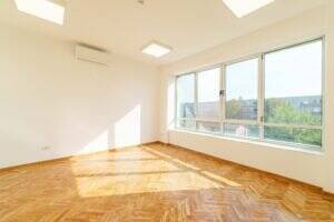 Arbema Office Arad. Birouri de închiriat De închiriat Arbema Office Arad. Birouri de închiriat. în zona Aurel Vlaicu 29 camere Arad 4