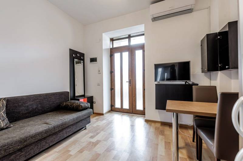 De vânzare REZERVAT! Apartament de 1 cameră în inima orașului Arad. în zona Ultracentral 1 camera 1 dormitor Arad 4