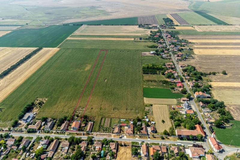 De vânzare Casă Variasu Mare Jud. Arad cu teren 16883 mp în zona Arad 2 camere Arad 7