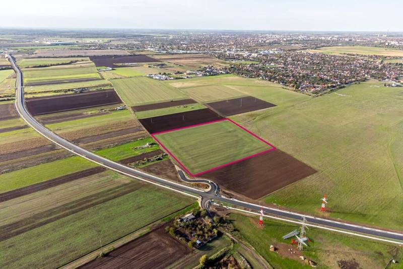 Teren industrial poziționat strategic 17 eur/mp 