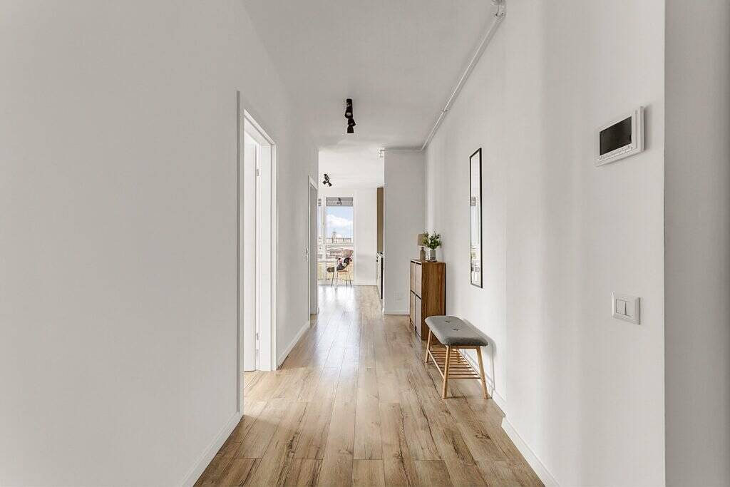 Apartament, cu 2 dormitoare, cartier exclusivisist! De vânzare Apartament, cu 2 dormitoare, cartier exclusivisist! în zona UTA 3 camere 2 dormitoare Arad 12