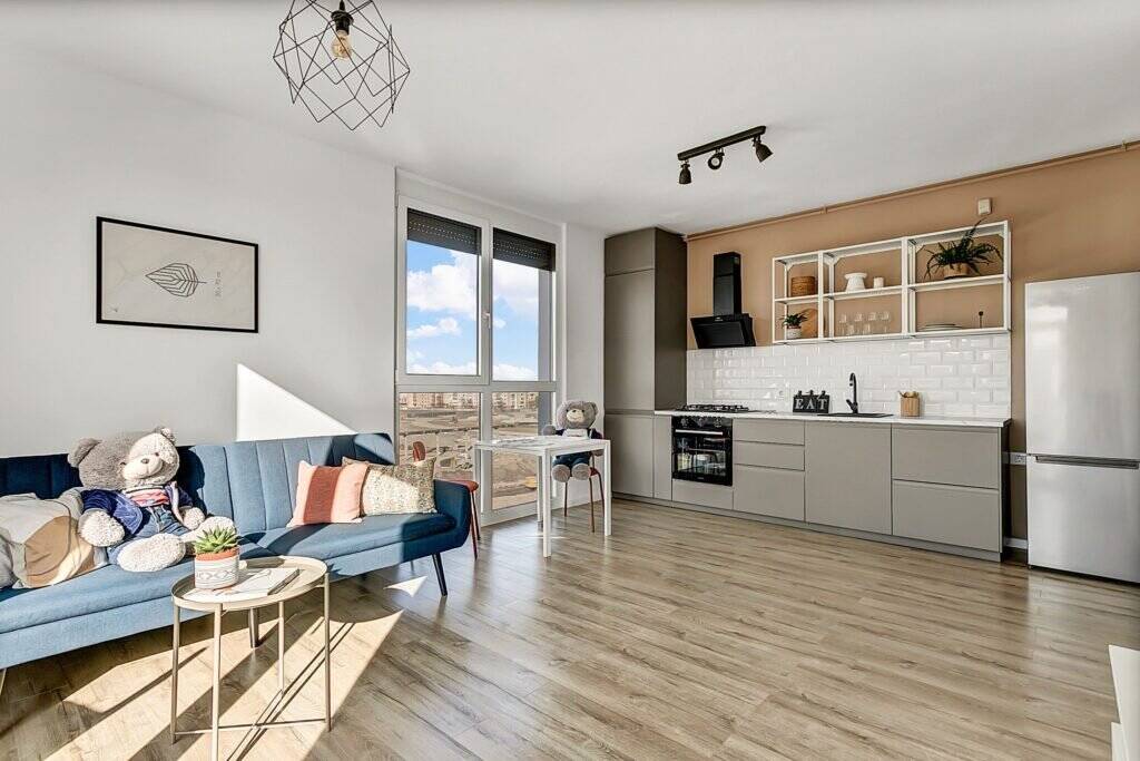 Apartament, cu 2 dormitoare, cartier exclusivisist! De vânzare Apartament, cu 2 dormitoare, cartier exclusivisist! în zona UTA 3 camere 2 dormitoare Arad 6
