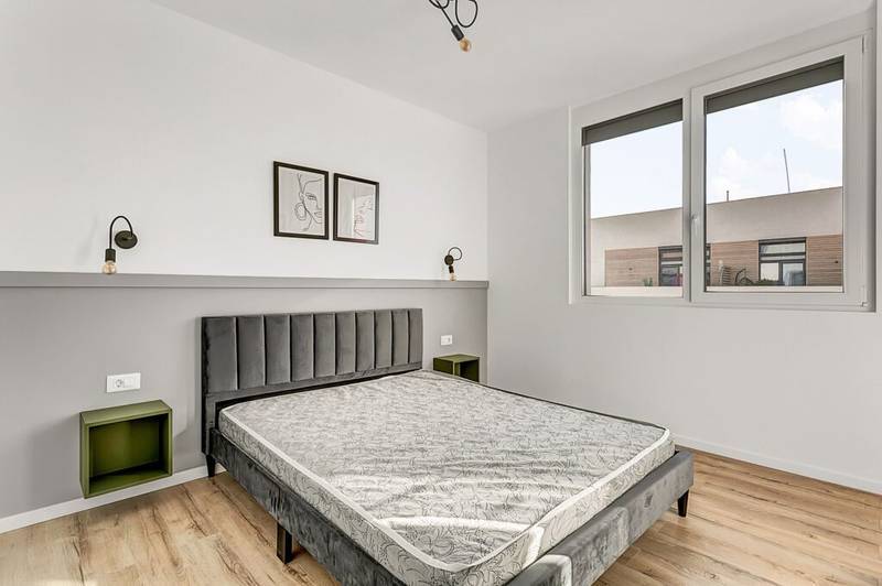 Apartament, cu 2 dormitoare, cartier exclusivisist! De vânzare Apartament, cu 2 dormitoare, cartier exclusivisist! în zona UTA 3 camere 2 dormitoare Arad 7