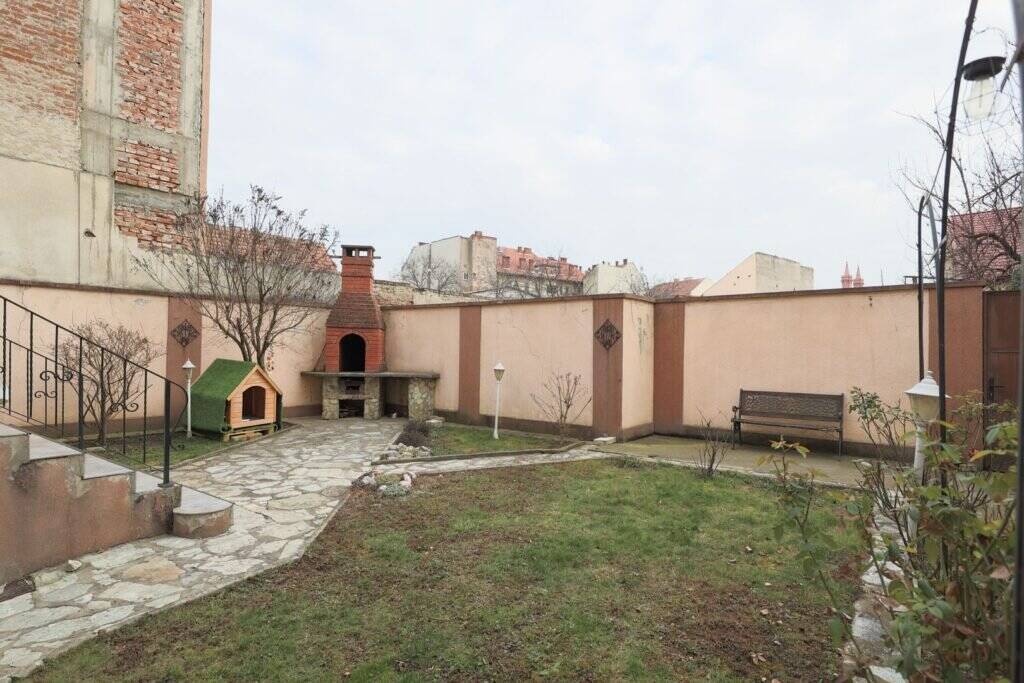 Apartament spațios cu 2 camere – terasă – str. Desseanu – COMISION 0% De vânzare Apartament spațios cu 2 camere – terasă – str. Desseanu – COMISION 0% în zona Ultracentral 2 camere 1 dormitor Arad 6