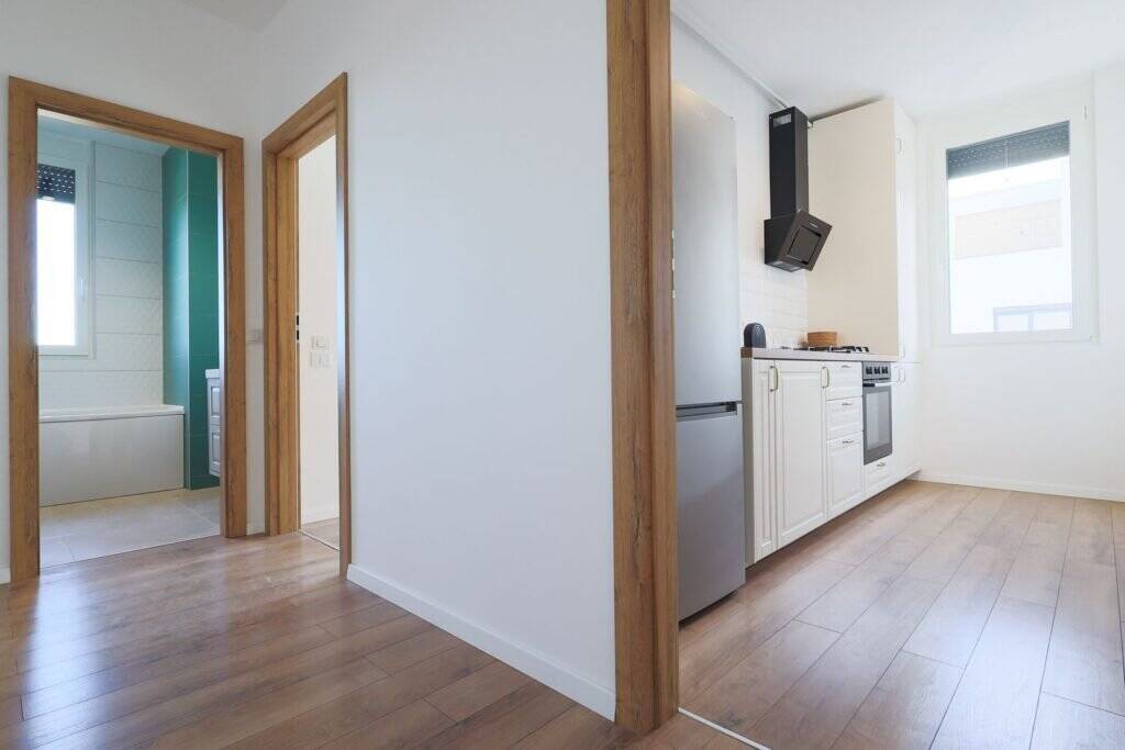 Apartament cu cel mai bun randament la închiriere, Comision 0 De vânzare Apartament cu cel mai bun randament la închiriere, Comision 0 în zona UTA 2 camere 1 dormitor Arad 1