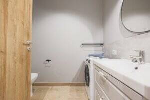 ULTIMUL APARTAMENT CU 2 DORMITOARE DIN BLOCUL R37 | ARED AFI De vânzare ULTIMUL APARTAMENT CU 2 DORMITOARE DIN BLOCUL R37 | ARED AFI în zona UTA 3 camere 2 dormitoare Arad 8