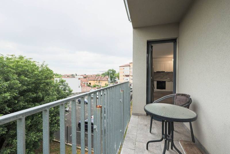 De vânzare VÂNDUT! Apartament  modern și luminos într-un bloc nou din 2022 în zona Romanilor 2 camere 1 dormitor Arad 5