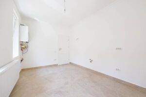 Apartament 2 camere renovat complet – str. Mărășești De vânzare Apartament 2 camere renovat complet – str. Mărășești în zona Central 2 camere 1 dormitor Arad 2