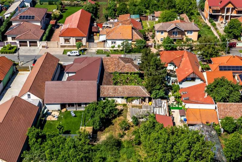 De vânzare Casă individuală cu grădină și acces auto,  Aradul Nou, Str. Molidului în zona Aradul Nou 4 camere 2 dormitoare Arad 18