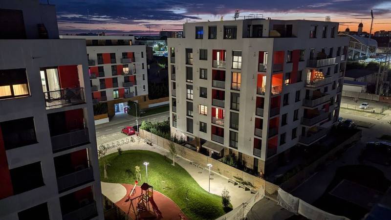 Fără comision! Investește în viitorul tău: Apartament premium lângă Atrium Mall în zona UTA 2 camere 1 dormitor Arad 1