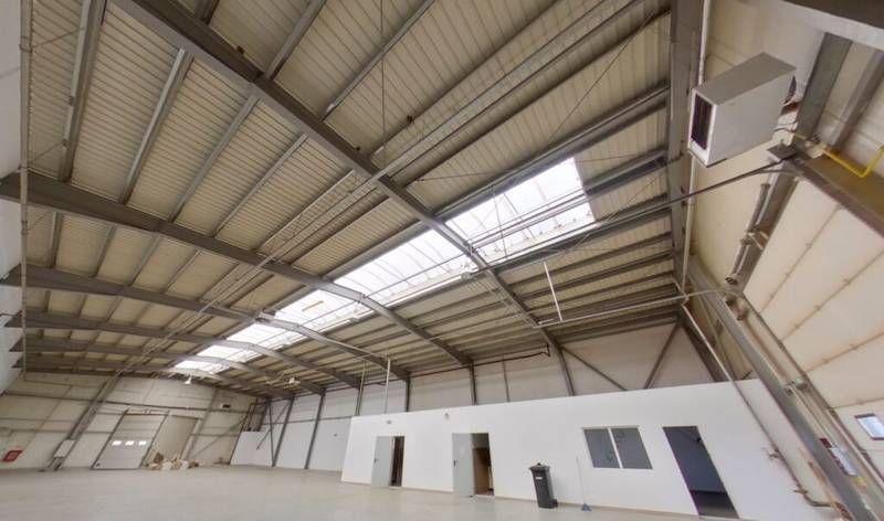 De închiriat Hală industrială de închiriat 856 mp în zona Sud 2 camere Arad 1