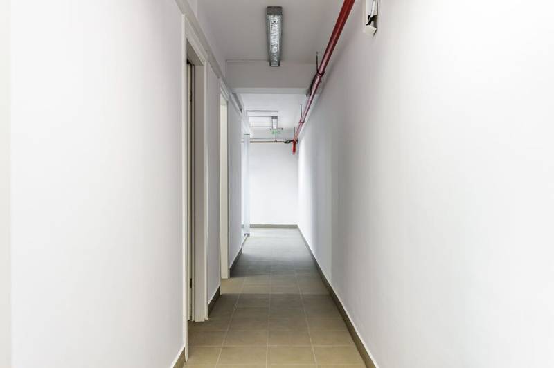 De închiriat Spațiu de închiriat central în zona Bancilor 10 camere Arad 2