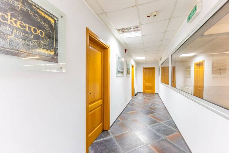 De vânzare Hală producție în localitatea Sântana în zona Nord 15 camere Arad 9