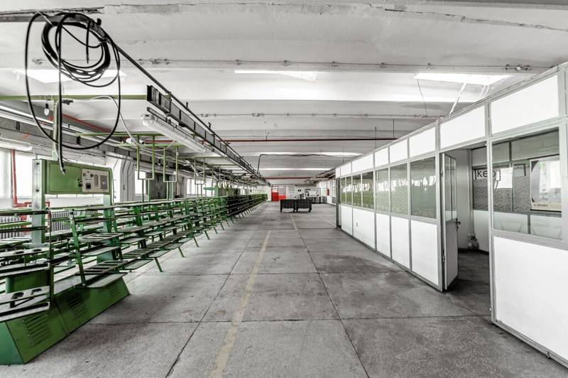 De vânzare 4.049 mp Hale industriale în Arad, aproape de A1 în zona Confectii 20 camere Arad 7