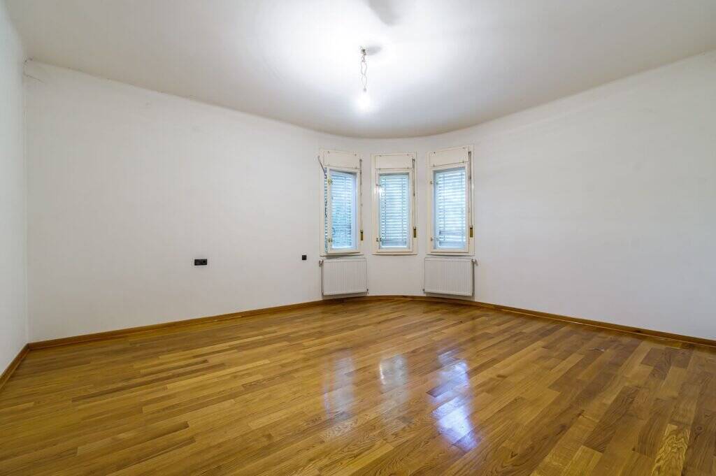 De vânzare Proprietate Vândută Apartament la casă tip duplex pe Strada 9 Mai în zona Central 3 camere 2 dormitoare Arad 3