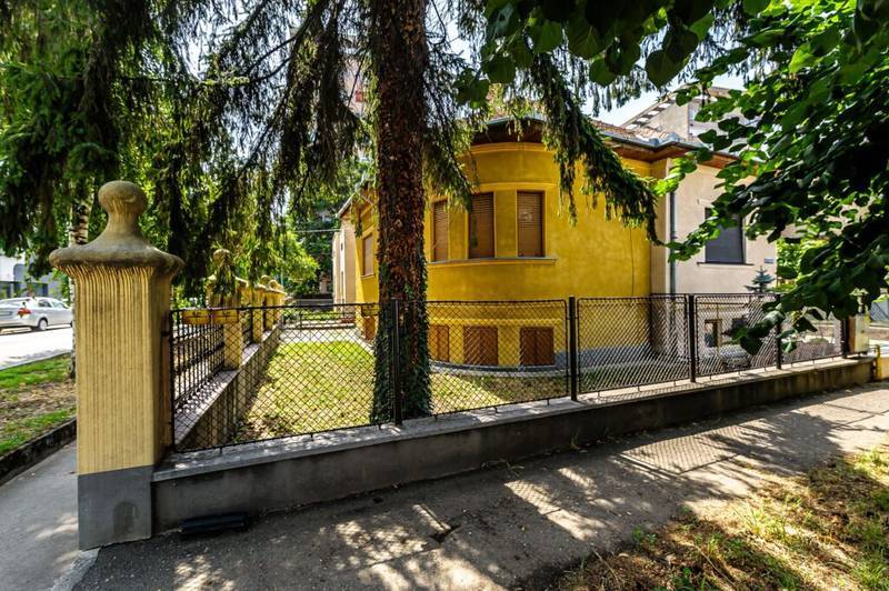De vânzare Proprietate Vândută Apartament la casă tip duplex pe Strada 9 Mai în zona Central 3 camere 2 dormitoare Arad 5