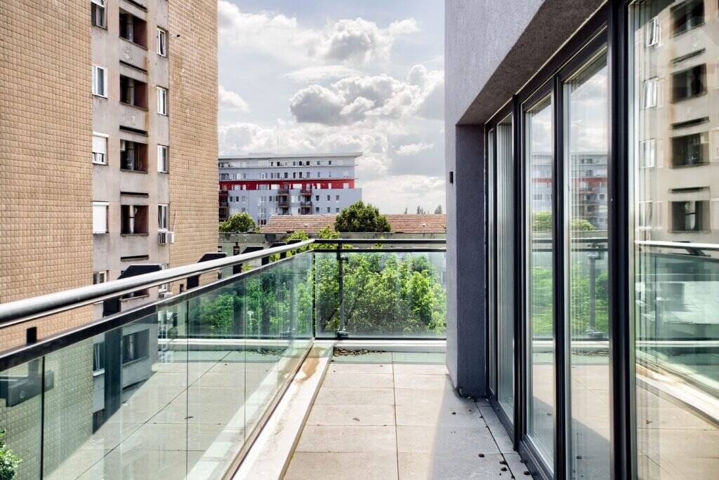 Penthouse bloc nou lângă Malul Muresului în Arad 