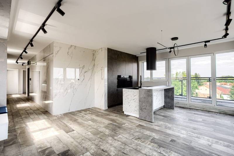 Penthouse bloc nou lângă Malul Muresului în Arad 