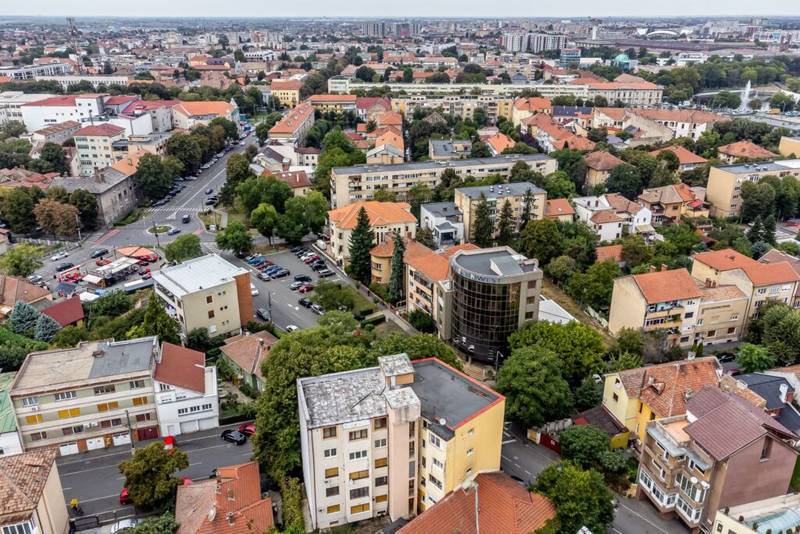Închiriere spațiu de birouri premium în centru Arad 