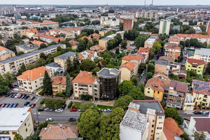 Închiriere spațiu de birouri premium în centru Arad 