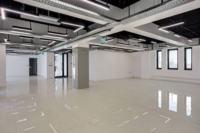 De închiriat Spațiu modern de inchiriat destinat clinicilor sau companiilor în zona Bancilor 7 camere Arad 14