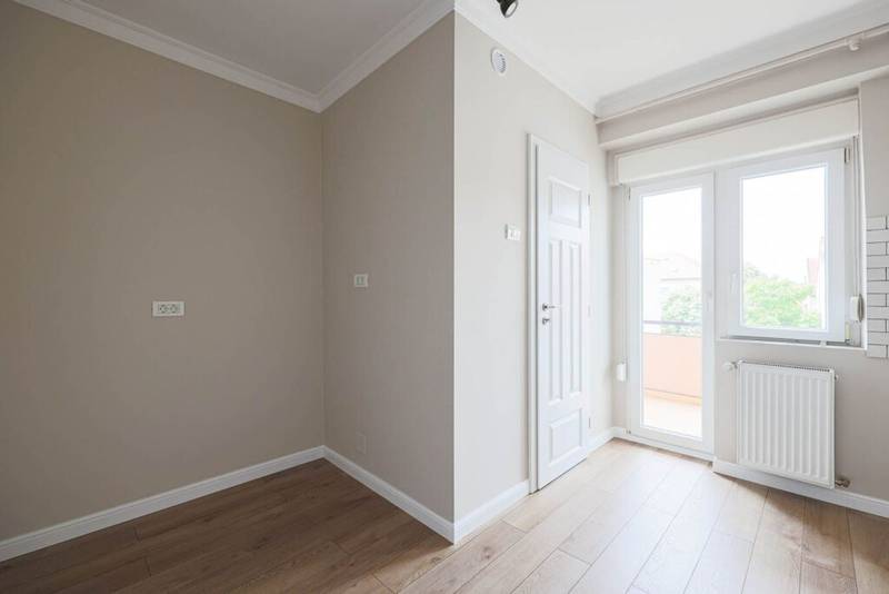 De vânzare Apartament ultrafinisat cu 2 camere decomandat pe Closca Comision 0 în zona Central 2 camere 1 dormitor Arad 5