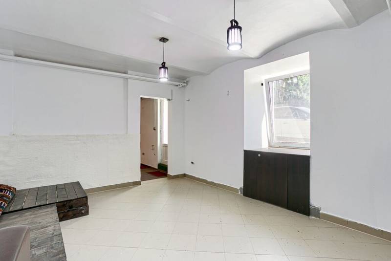 De închiriat Spatiu comercial de închiriat – 210 mp – Ultracentral – COMISION 0% în zona Ultracentral 3 camere Arad 6