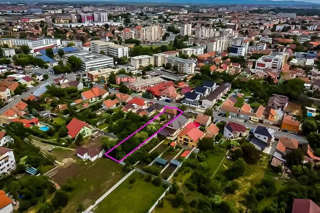 De vânzare REZERVAT! Proprietate cu potențial major, Parneava, str. Oituz în zona Parneava 4 camere 2 dormitoare Arad 2