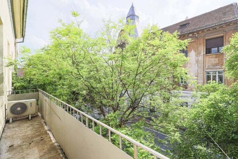 De vânzare Vândut! Raritate pe piața imobiliară din Arad–Apartament cu 4 camere în zona Central 4 camere Arad 8