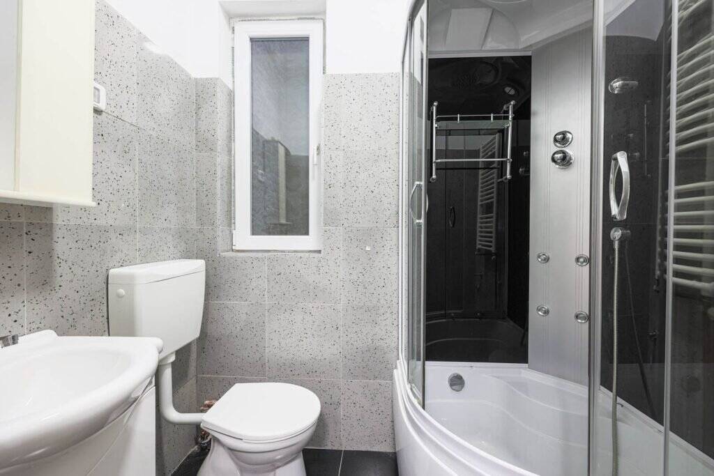 De vânzare Apartament 2 camere ultracentral, Revoluției, ideal birou în zona Ultracentral 2 camere 1 dormitor Arad 9